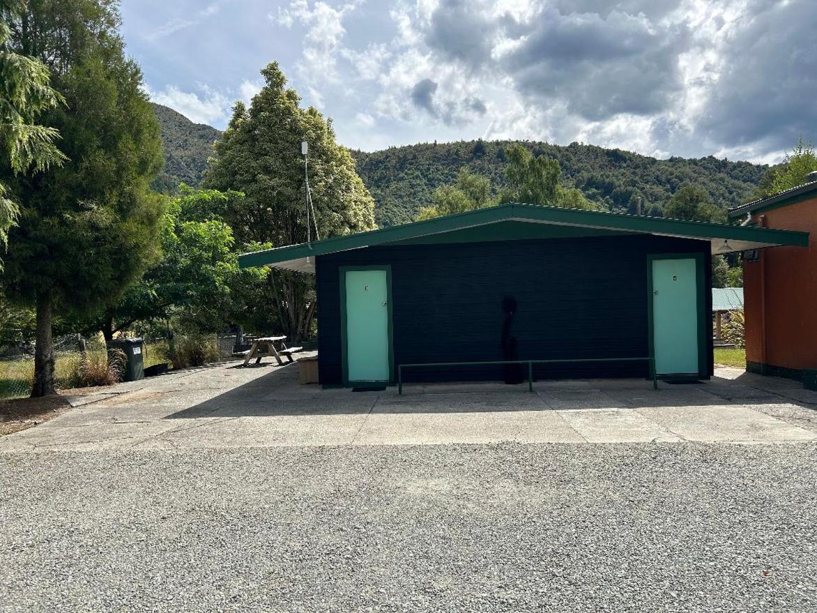 Kiwi Park Motels Murchison Exterior foto