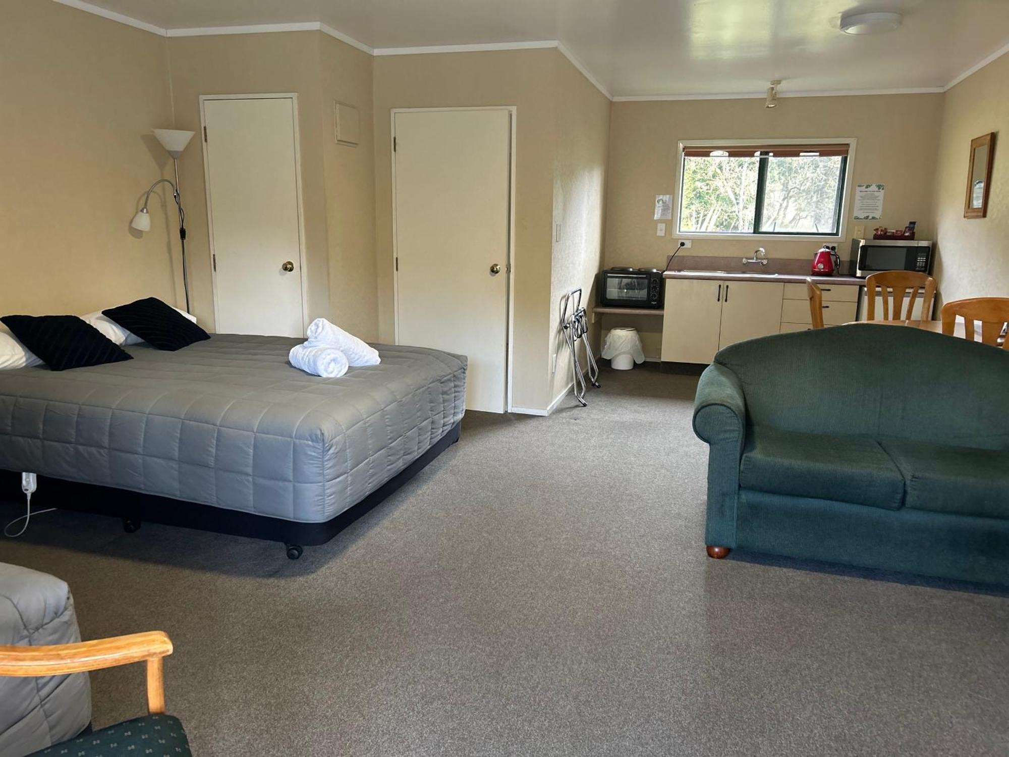 Kiwi Park Motels Murchison Exterior foto